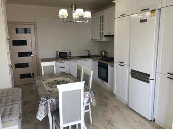 Gil Apartment On Volodimirskaja 90 - Majetok Bozdosh