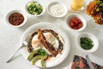 Yale Manor B&B & Yurt Glamping