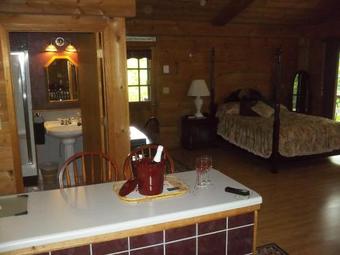 Villa Percheron Paradise Romantic Hideaway Near La Crosse Wi Couples Only