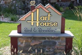 Hart House Bed & Breakfast