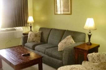 Hotel Quality Inn & Suites Warren