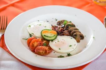 Hotel A-1 Njalo-njalosafari�s