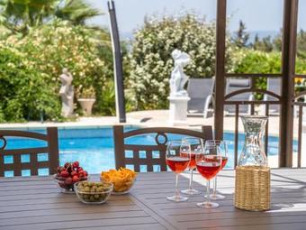 Cozy Villa In Oupia With Private Pool And Jacuzzi