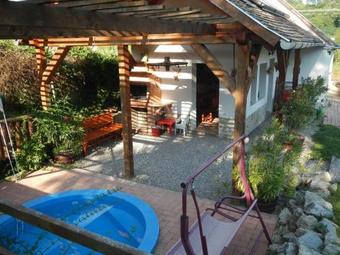 Berki Porta Vend�gh�z