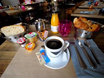 Hotel L'alzire - Auberge Culturelle