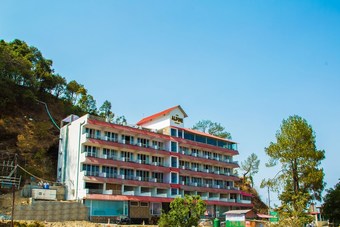 Hotel The Alpine Resort