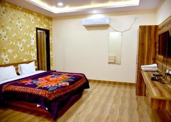 Albergue Hotel Swarat Inn