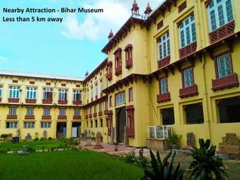 Capital O 3185 Hotel Emerald