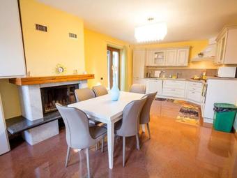 Gorgeous Mansion In Pisogne With Private Swimming Pool