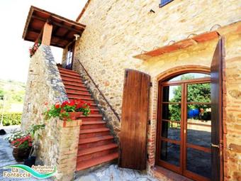 Agroturismo Borgo La Fontaccia