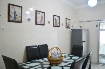 Holidays Vacation Suite