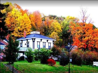 Newaygo Bed And Breakfast