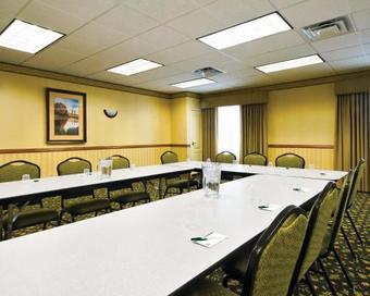 Hotel Country Inn & Suites By Radisson, Albertville, Mn