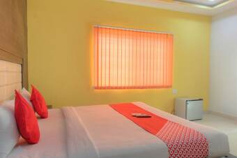 Capital O 15965 Hotel Nandi Gateway