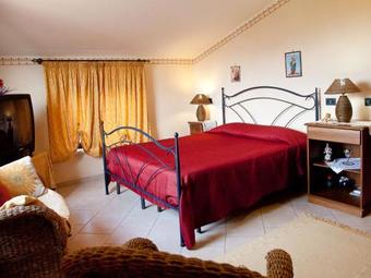 Spacious Holiday Home In Sicily With Pool