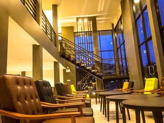 I Doi Hotel