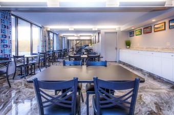 Hotel The Lodge At Port Arrowhead