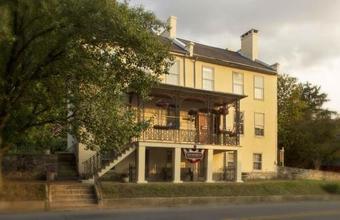 Bed & Breakfast Jacob Rohrbach Inn
