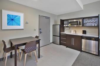 Hotel Home2 Suites By Hilton Holland