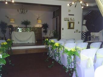 Hostal Emerald Guest House Springs