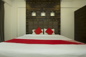 Hotel Oyo 22919 Blue Roof Sea Side