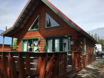 Kenai River Log Cabin