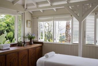 Hotel Strawberry Hill