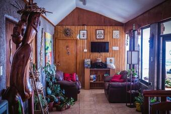 Lodge Hostal Y Caba�as Tojika