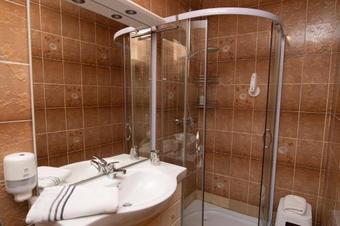 Posada Gasthof Tauser