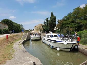 Modern Villa In Malves-en-minervois With Private Pool