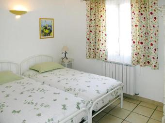 Holiday Home Les Vignes (mbe100)