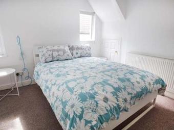 Upstairs Flat Crow's Nest