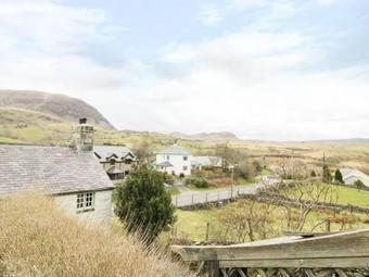 Tan Y Rhos Cottage