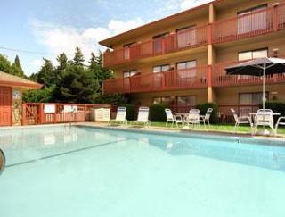 Hotel Howard Jonson Portland Airport