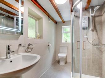 Holiday Home Llanerfyl