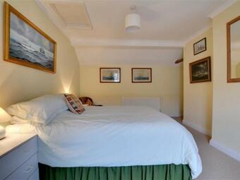 Holiday Home Cam Court