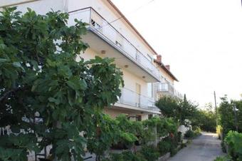 Apartments By The Sea Kali, Ugljan - 8203