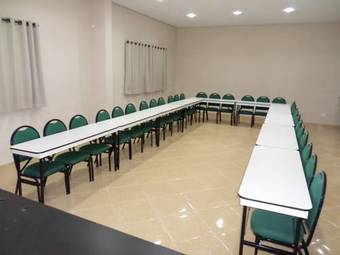 Hotel Piramides Jarinu