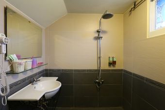 Hotel Alps Garden B&B