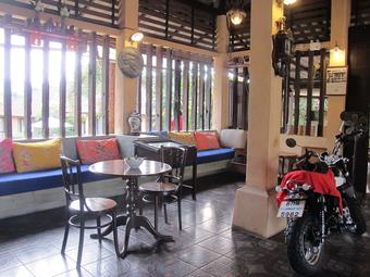 Hotel Floraville Phuket Resort