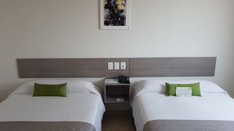 Sr Hotel