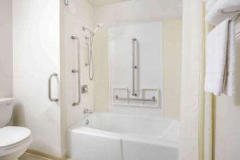 Hotel Super 8 By Wyndham Missoula/brooks Street