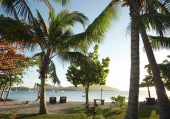 Hotel Nanuya Island Resort