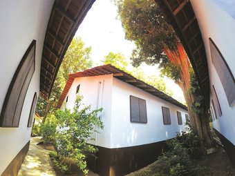 Posada Perhentian Tivoli Inn