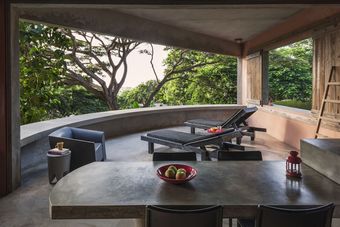 Hotel Hix Island House