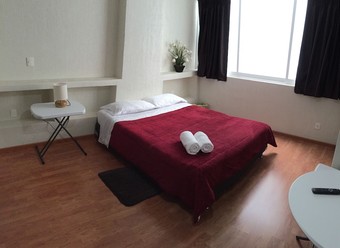 Shakespeare Apartment