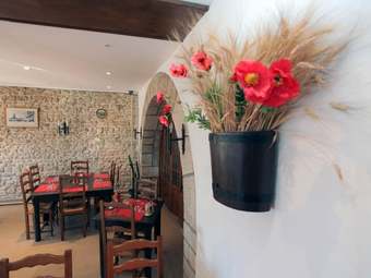 Hotel Le Chapeau Rouge