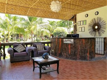 Hotel Coco Grove Nature Resort And Spa