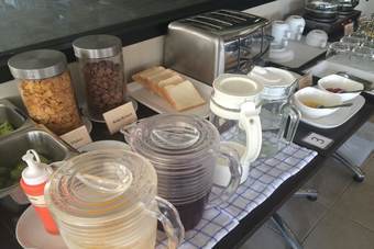 Wsotel Hotel And Serviced Apartment