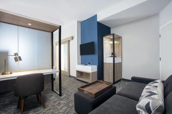 Hotel Springhill Suites By Marriott Miami Doral